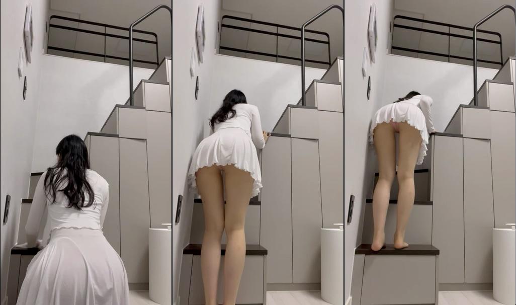 KA23012819 두디-220802 두치들~ 오늘은 새집 계단청소영상이에욯ㅎㅎ