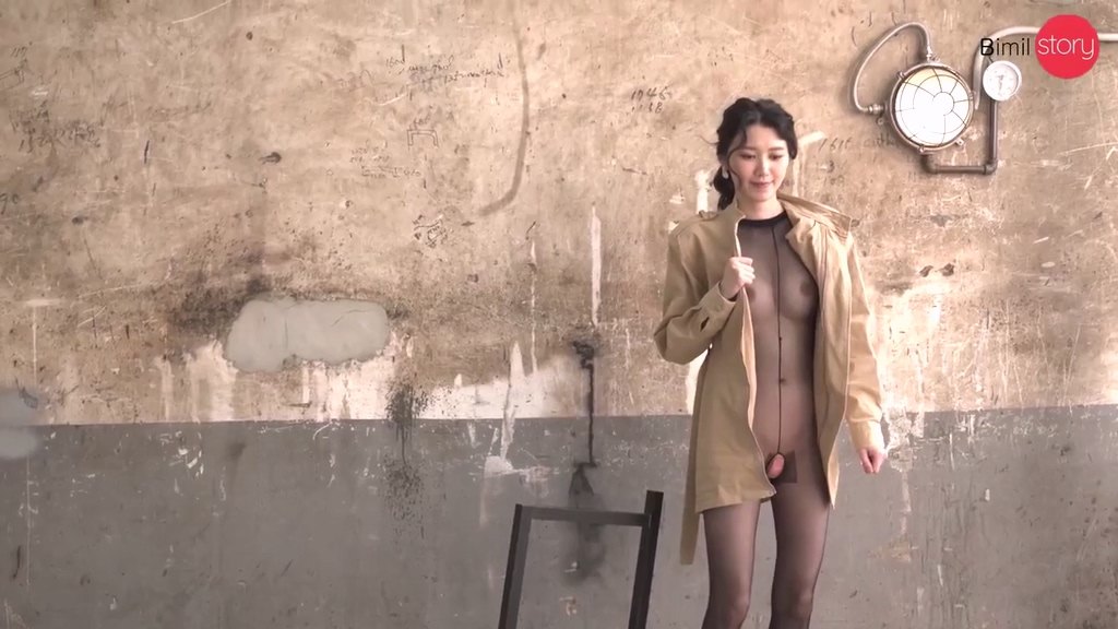 KA23030814 Nara Vol 12 Trench coats body stockings 1